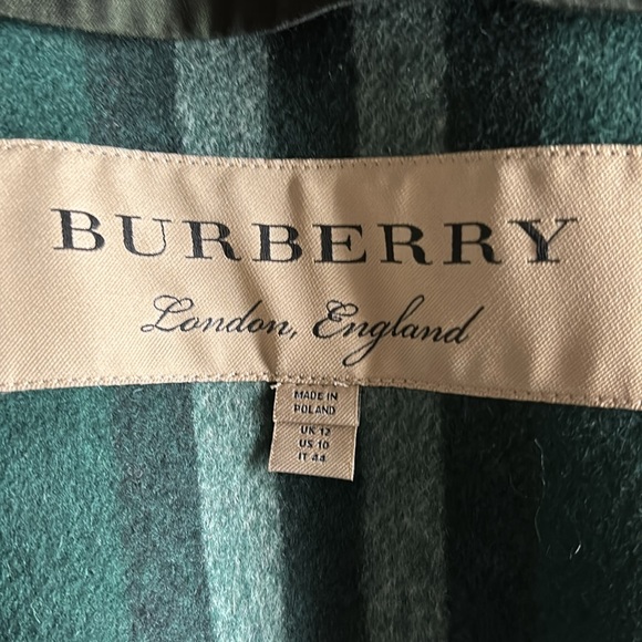 Burberry Sandringham Trench coat with removable fur collar in dark olive green - Picture 14 of 17